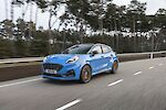 Ford Puma halad az úton