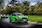 Zöld Ford Puma ST halad a versenypályán