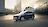 Ford Kuga áll egy város főterén